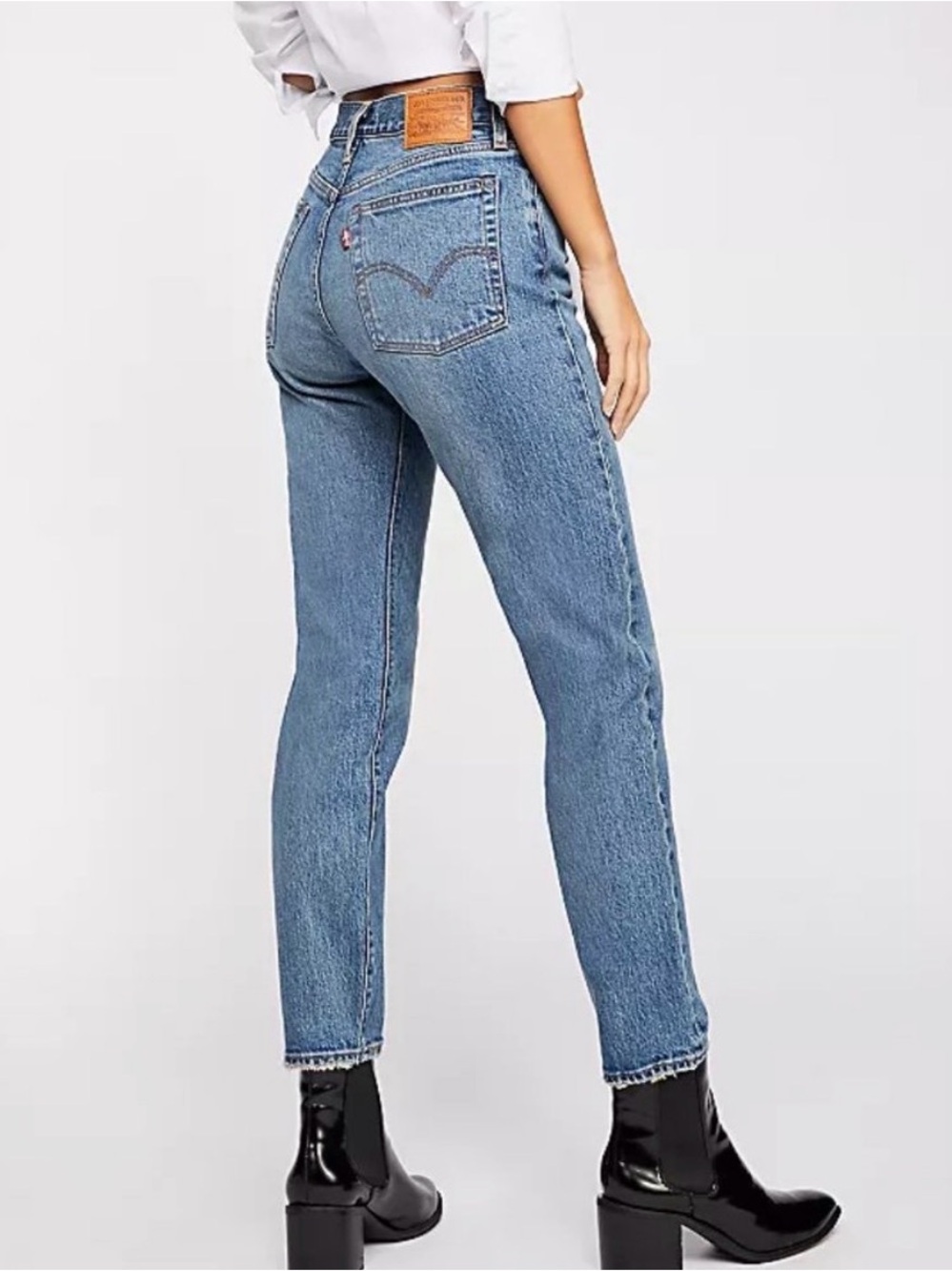 Levi’s Wedgie Straight Jeans